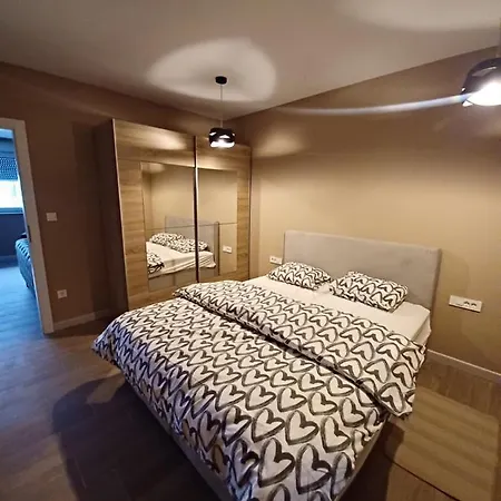 Apartman Noel Izimje Exterior foto